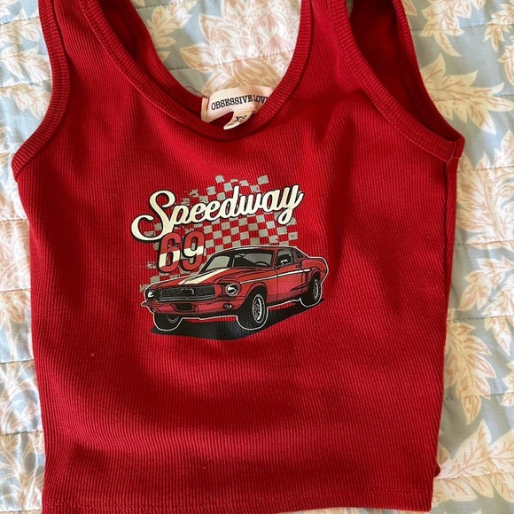 Crop top - Picture 2 of 3